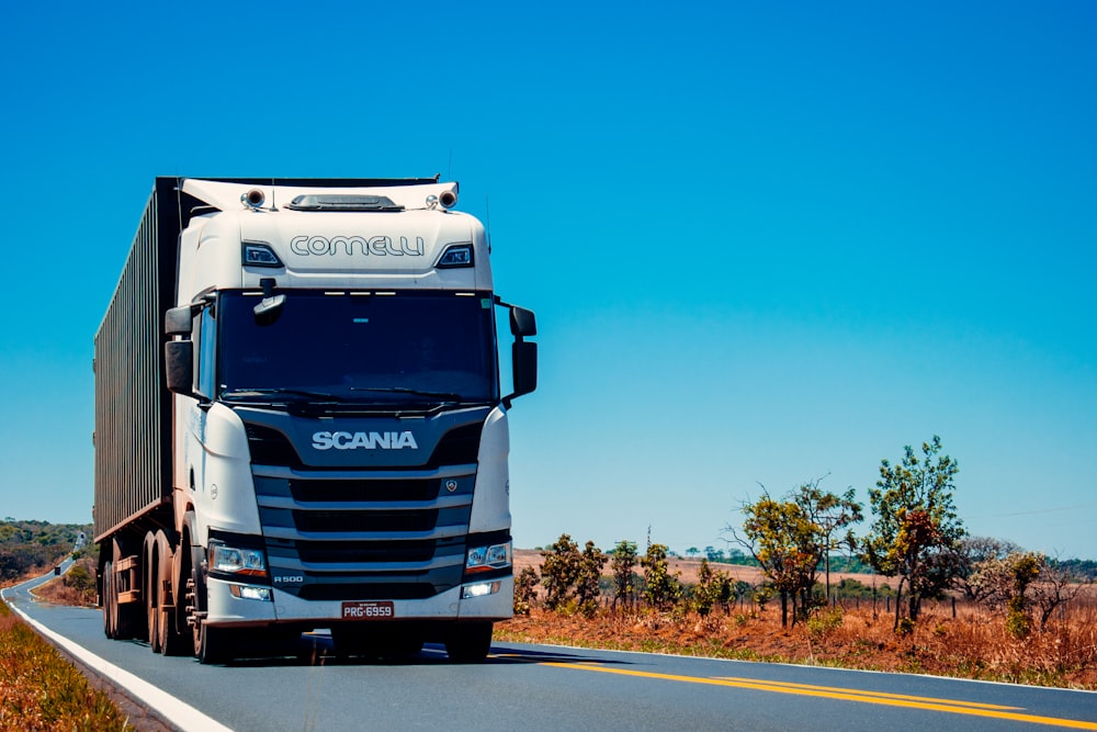 Delivery & Fleet Scheduling